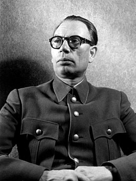 274px-Bundesarchiv_Bild_146-1984-101-29,_Andrej_Wlassow.jpg
